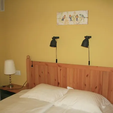 La Vela Blanca Apartment *