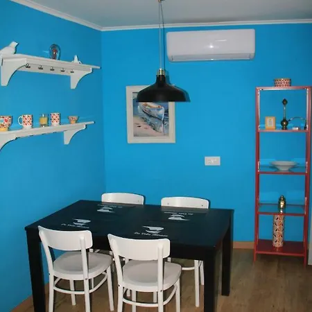 La Vela Blanca Apartment *